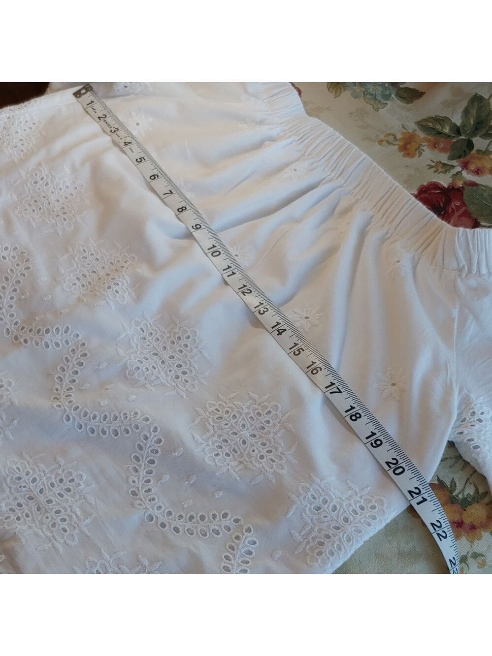 Saks Fifth Avenue White Cotton Eyelet 3/4 Sleeve Off Shoulders Top Women's Med - Picture 10 of 15